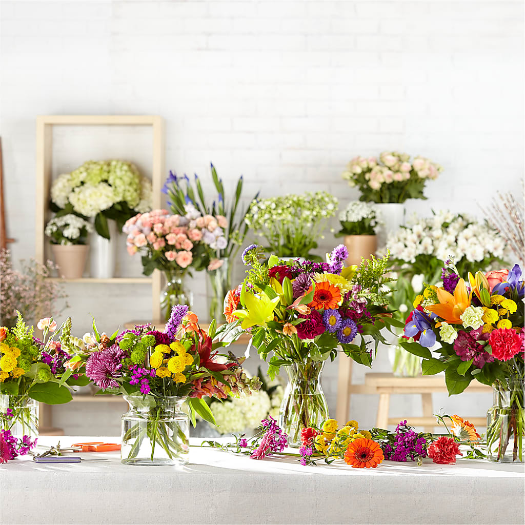 Bold & Bright – A Florist Original – SHINKLES' FLOWER SHOP & GREENHOUSE, Temperance MI