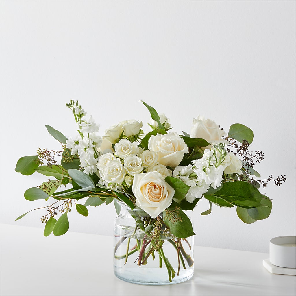 Fresh Linen Bouquet – SHINKLES' FLOWER SHOP & GREENHOUSE, Temperance MI