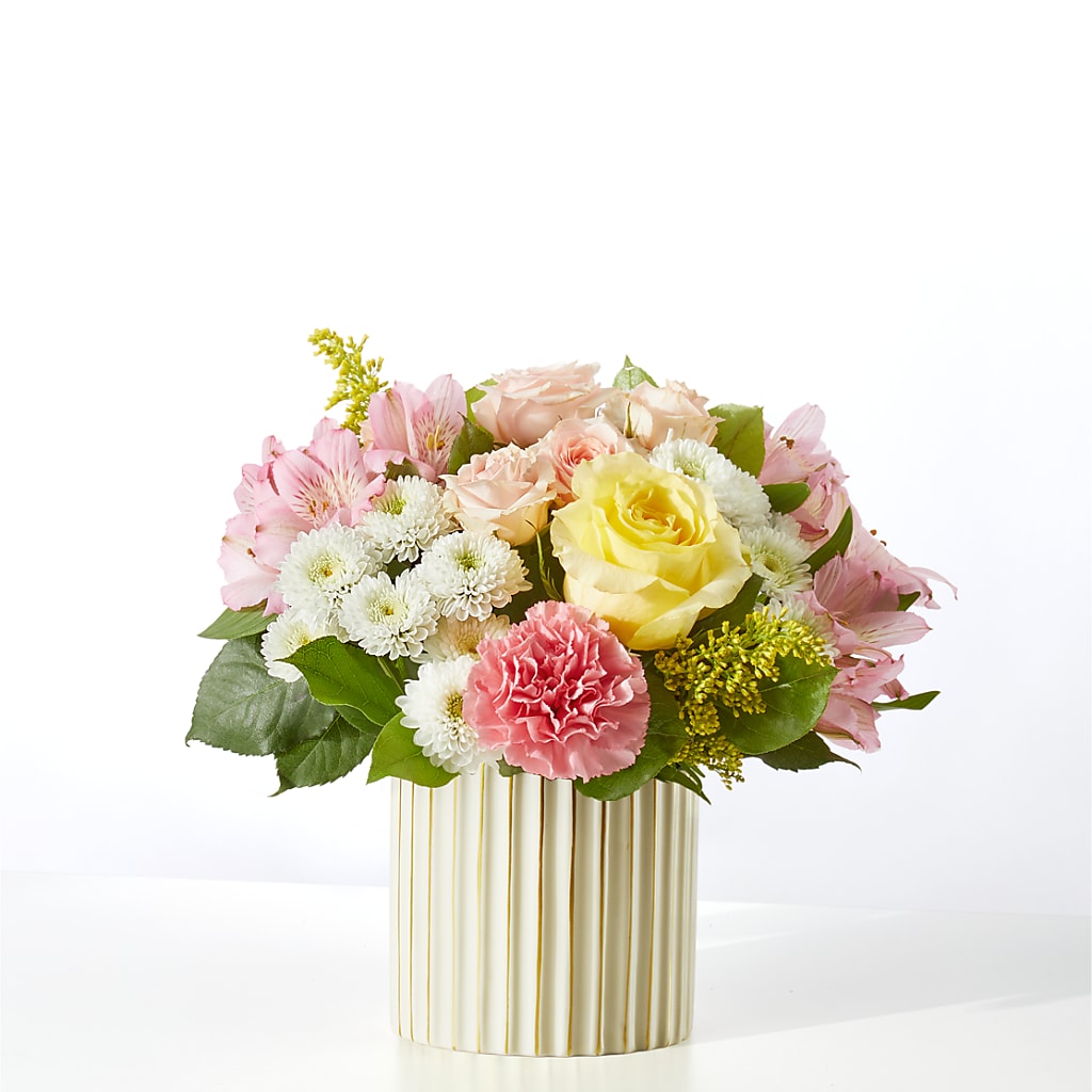 Watercolors Bouquet – SHINKLES' FLOWER SHOP & GREENHOUSE, Temperance MI