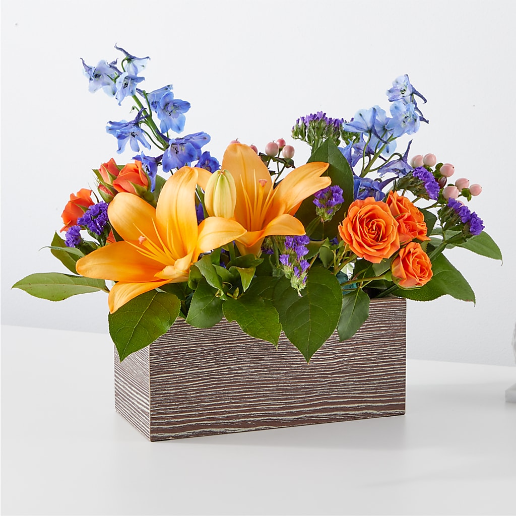 Radiant Citrus Box Bouquet – SHINKLES' FLOWER SHOP & GREENHOUSE, Temperance MI