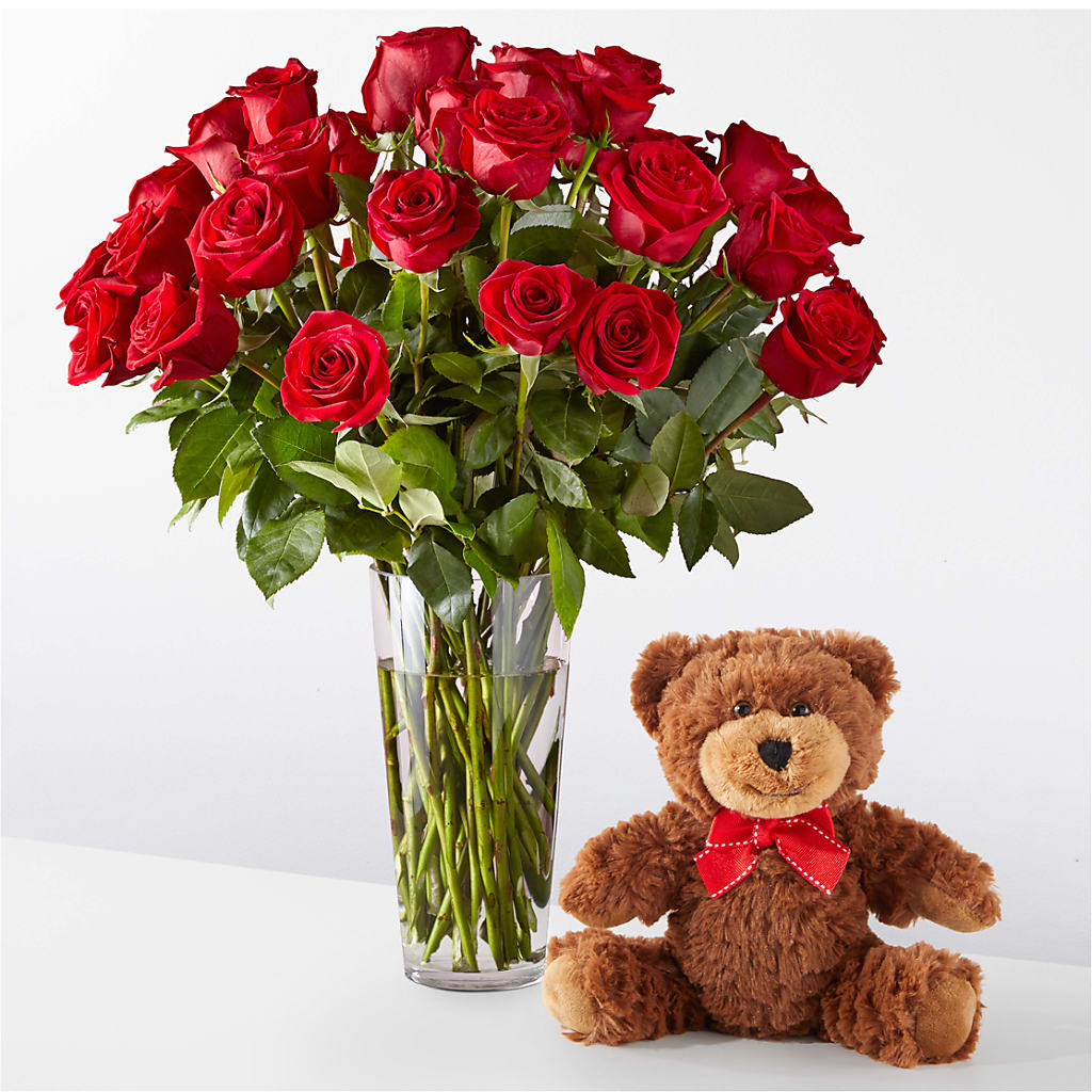 Romantic Long Stem Red Rose Bouquet Bundles – SHINKLES' FLOWER SHOP & GREENHOUSE, Temperance MI