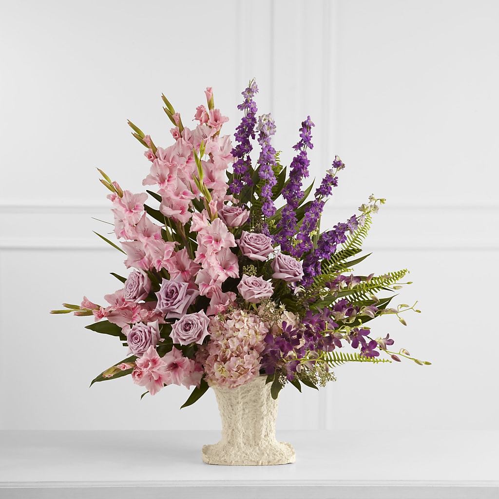 Flowing Garden Arrangement – SHINKLES' FLOWER SHOP & GREENHOUSE, Temperance MI