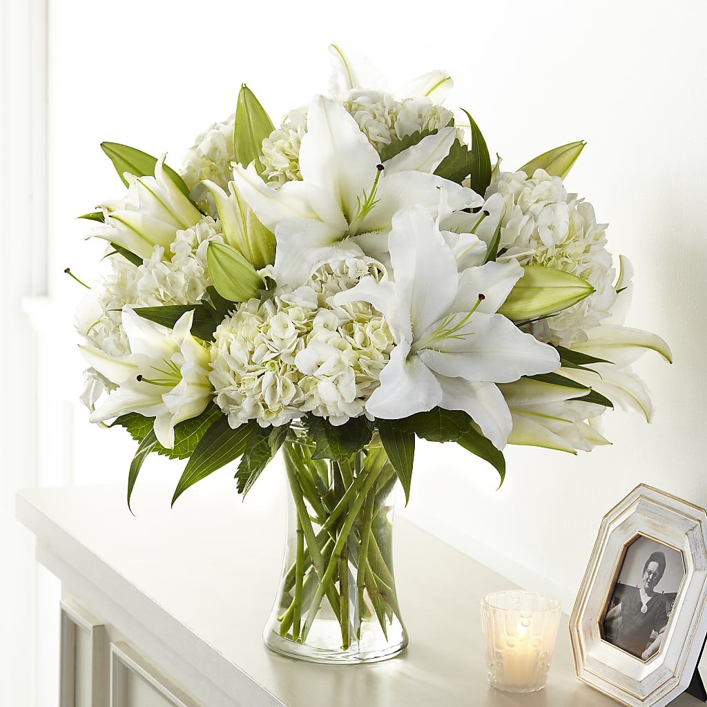 Compassionate Lily Bouquet – SHINKLES' FLOWER SHOP & GREENHOUSE, Temperance MI