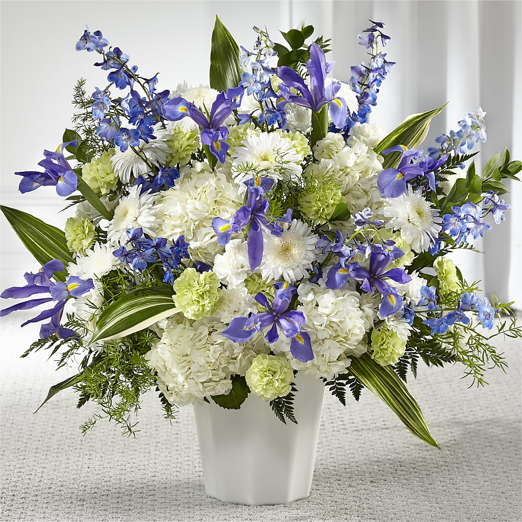 Soft Serenity Floor Basket – SHINKLES' FLOWER SHOP & GREENHOUSE, Temperance MI