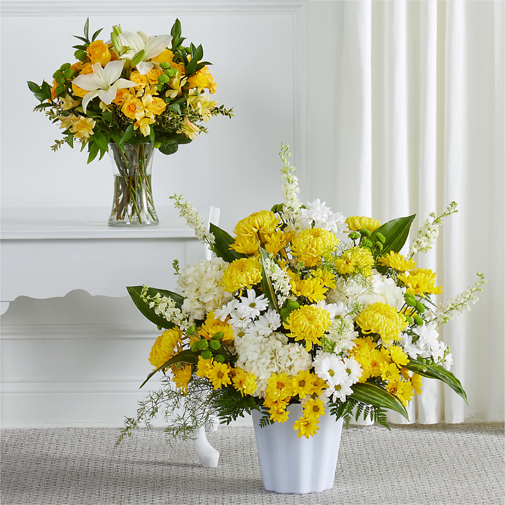 Warm Remembrance Bundles – SHINKLES' FLOWER SHOP & GREENHOUSE, Temperance MI