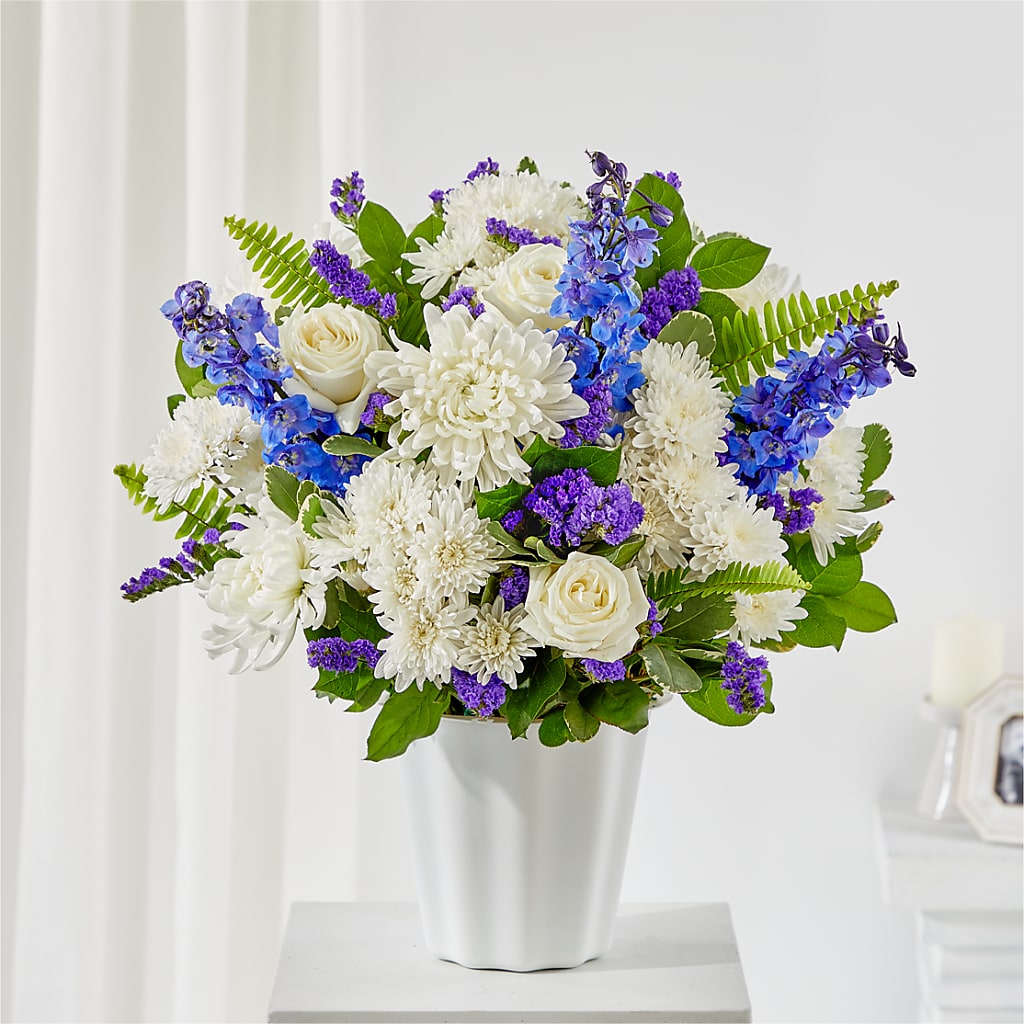Hold Dear Tabletop Basket – SHINKLES' FLOWER SHOP & GREENHOUSE, Temperance MI