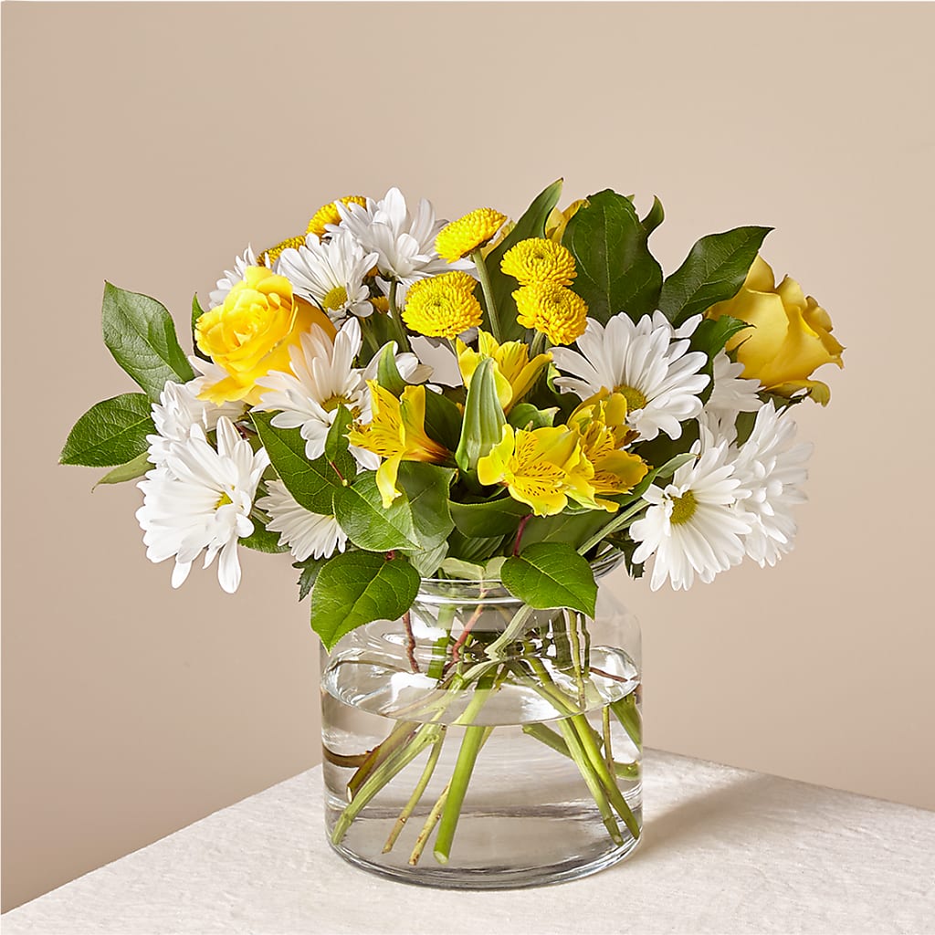 Sunny Sentiments Bouquet – SHINKLES' FLOWER SHOP & GREENHOUSE, Temperance MI