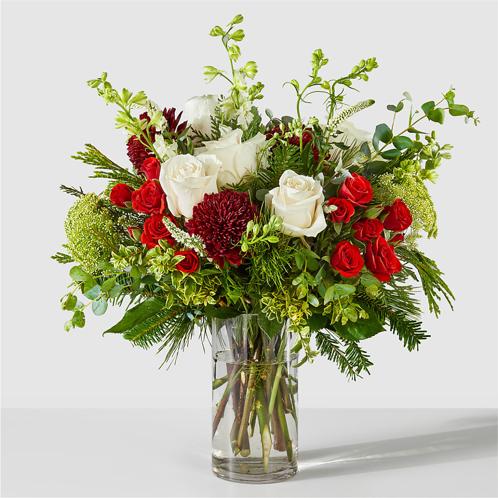 Favorite Traditions Bouquet – SHINKLES' FLOWER SHOP & GREENHOUSE, Temperance MI