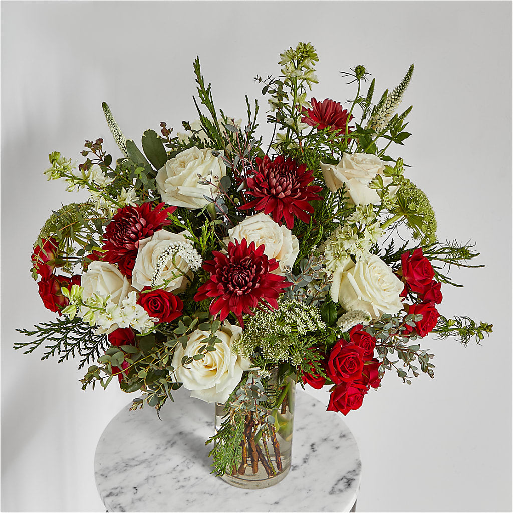 Favorite Traditions Bouquet – SHINKLES' FLOWER SHOP & GREENHOUSE, Temperance MI