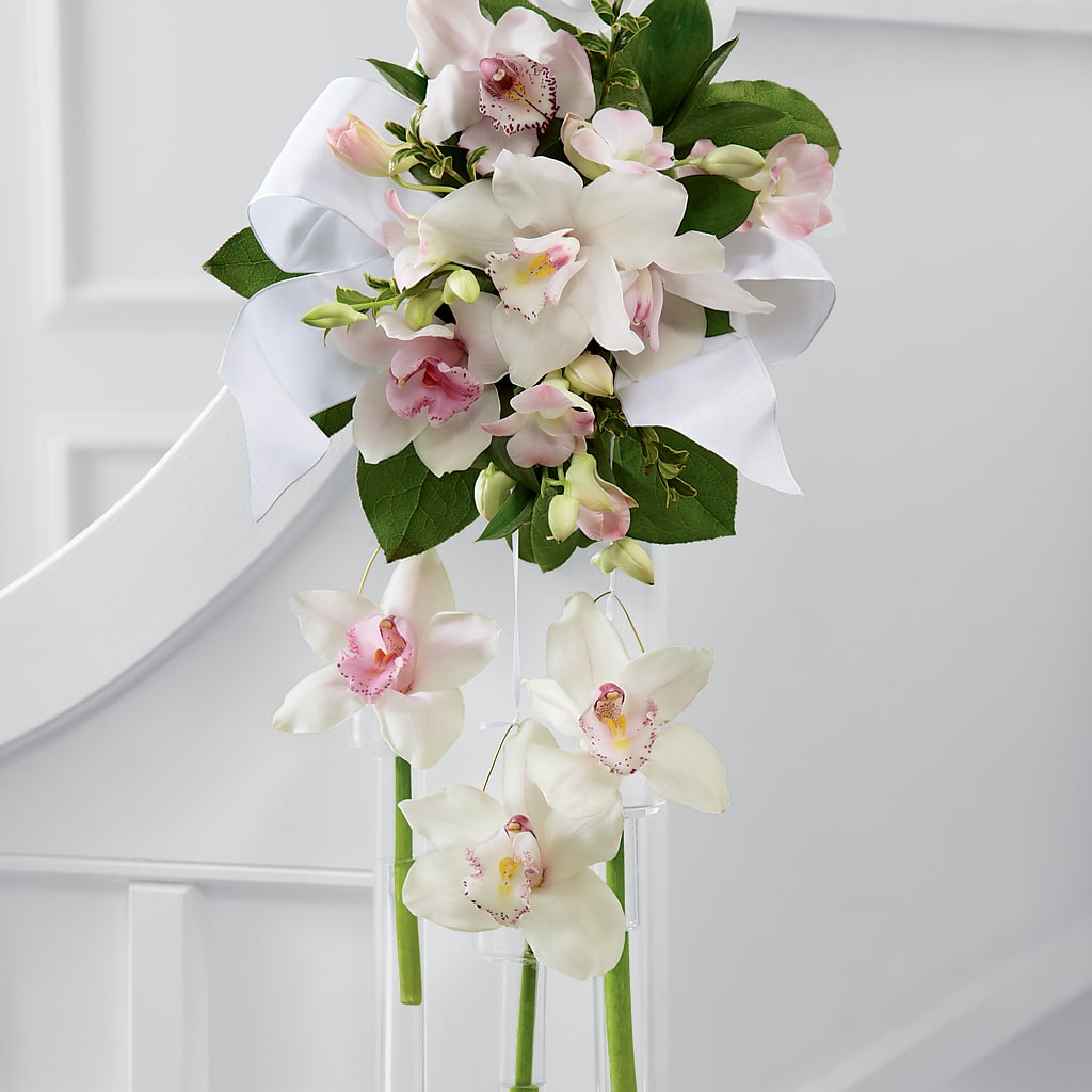 Perfect Entrance Pew Arrangement – SHINKLES' FLOWER SHOP & GREENHOUSE, Temperance MI