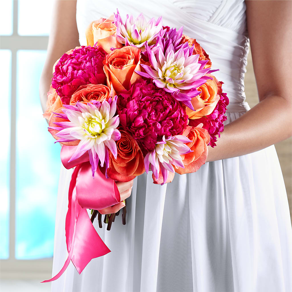 New Love Bouquet – SHINKLES' FLOWER SHOP & GREENHOUSE, Temperance MI