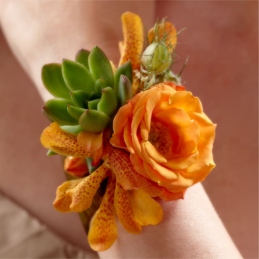 Irresistible Love Wrist Corsage – SHINKLES' FLOWER SHOP & GREENHOUSE, Temperance MI