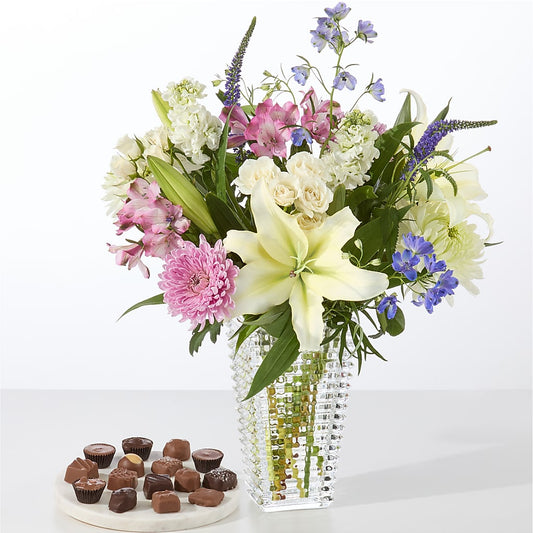 Winter Celebration Bouquet – SHINKLES' FLOWER SHOP & GREENHOUSE, Temperance MI
