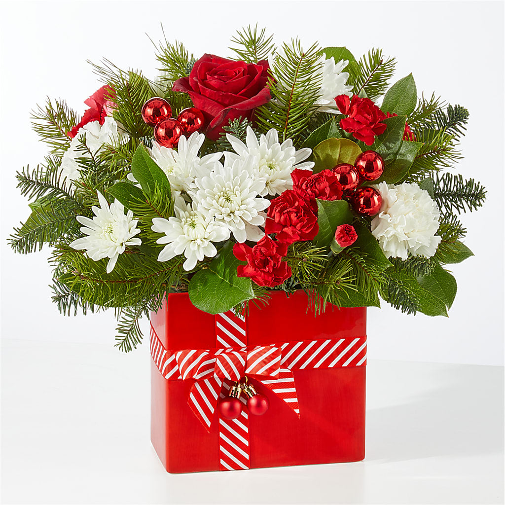 Presents Under the Tree Bouquet – SHINKLES' FLOWER SHOP & GREENHOUSE, Temperance MI