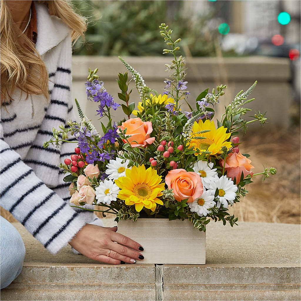 The Good Life Bouquet – SHINKLES' FLOWER SHOP & GREENHOUSE, Temperance MI