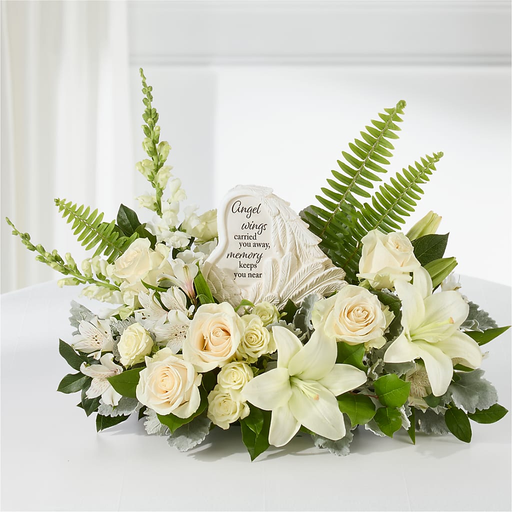 Holding You Close Arrangement – SHINKLES' FLOWER SHOP & GREENHOUSE, Temperance MI
