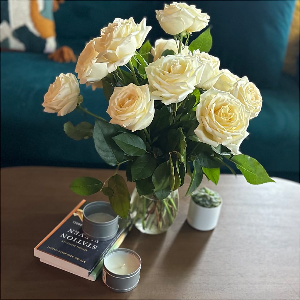 Long Stem Yellow Rose Bouquet – SHINKLES' FLOWER SHOP & GREENHOUSE, Temperance MI