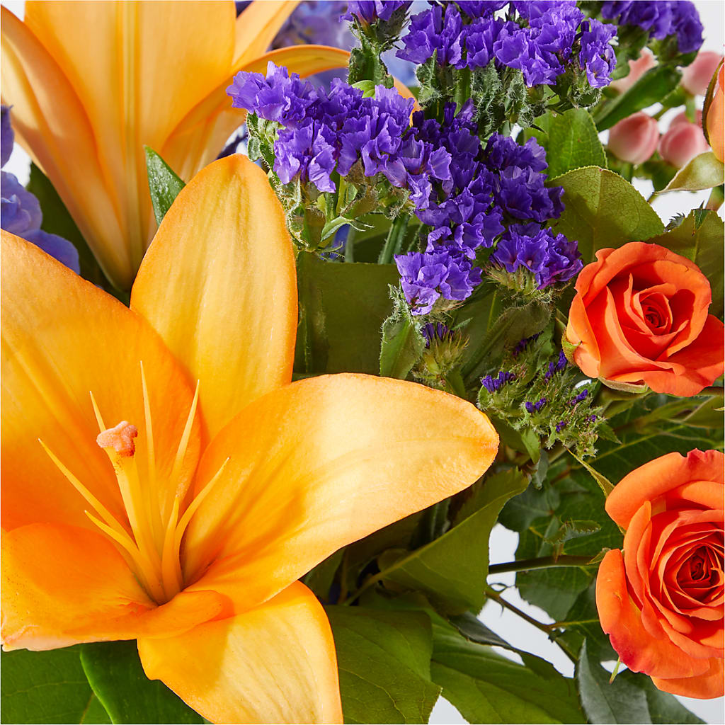 Radiant Citrus Bouquet – SHINKLES' FLOWER SHOP & GREENHOUSE, Temperance MI