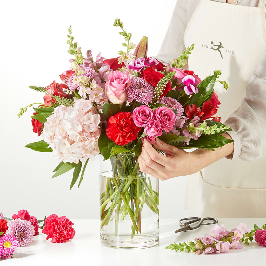 Swooning Over You - A Luxury Florist Original – SHINKLES' FLOWER SHOP & GREENHOUSE, Temperance MI