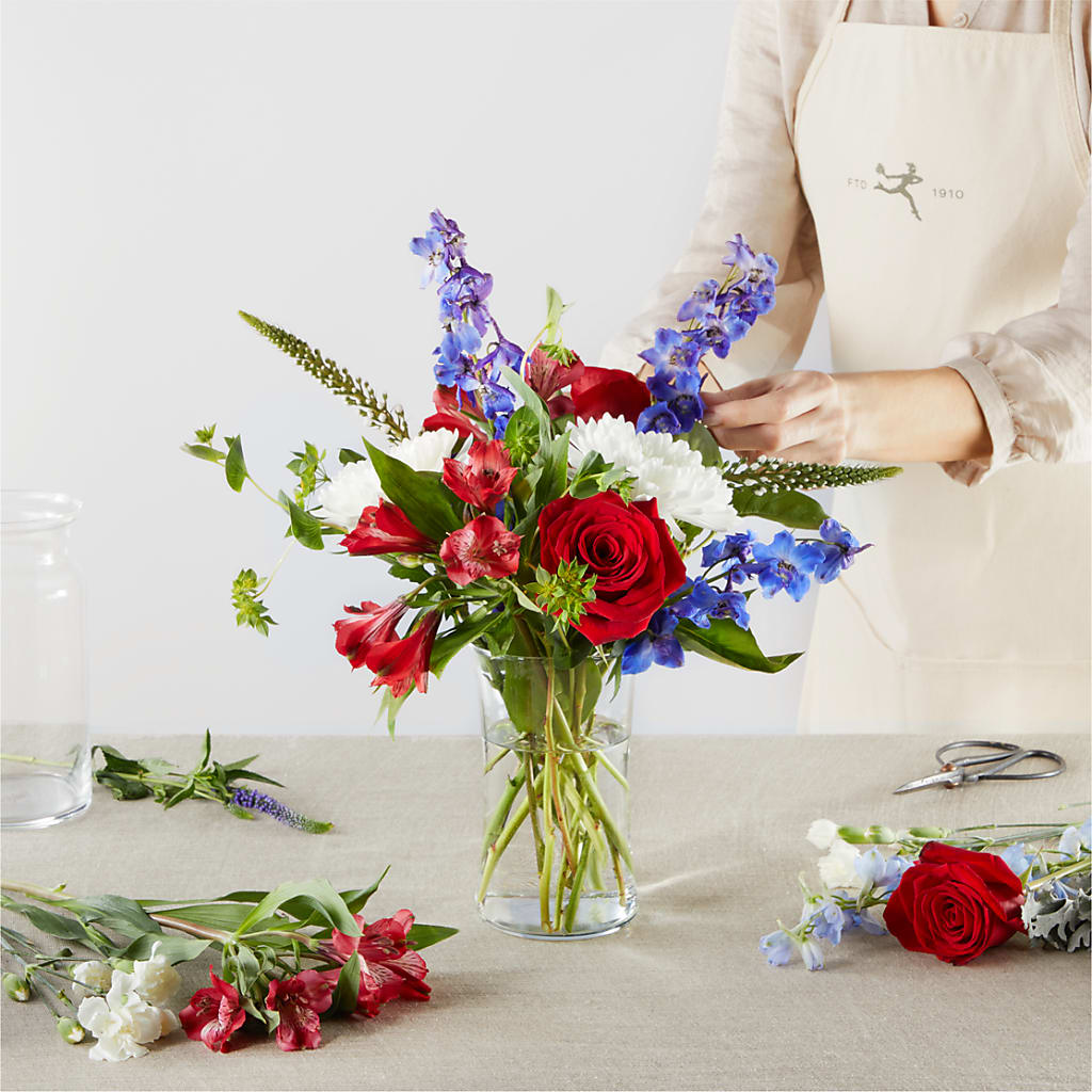 Star Spangled - A Florist Original – SHINKLES' FLOWER SHOP & GREENHOUSE, Temperance MI