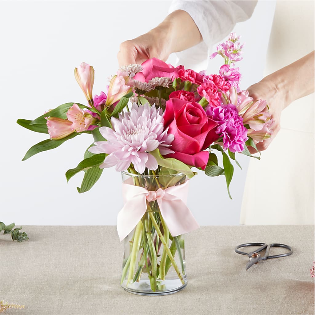 Pink Ribbon - A Florist Original – SHINKLES' FLOWER SHOP & GREENHOUSE, Temperance MI