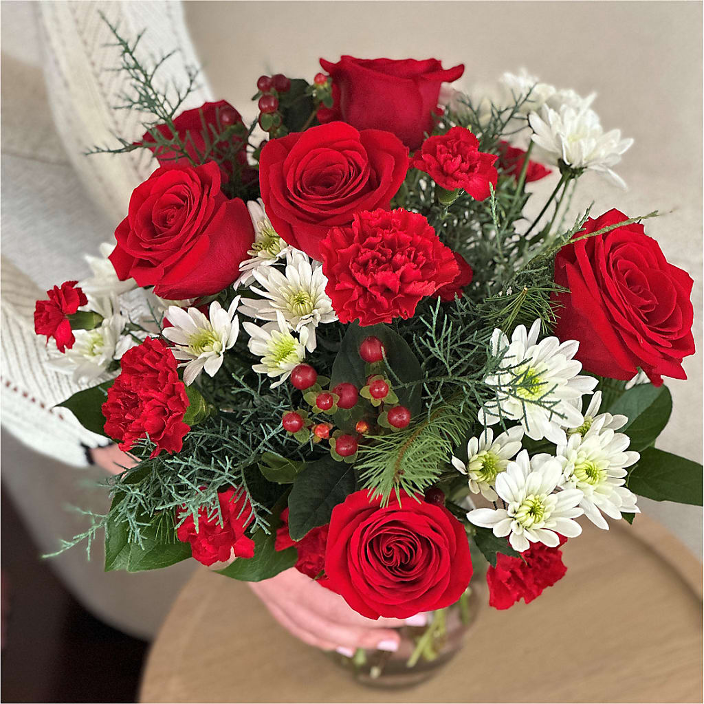 Seasonal Magic Bouquet – SHINKLES' FLOWER SHOP & GREENHOUSE, Temperance MI