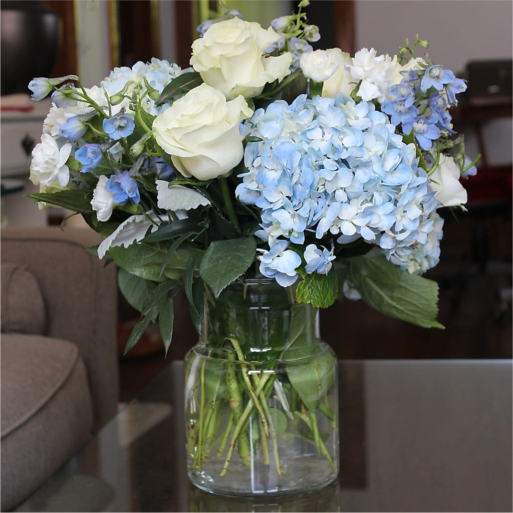 Clear Skies Bouquet – SHINKLES' FLOWER SHOP & GREENHOUSE, Temperance MI