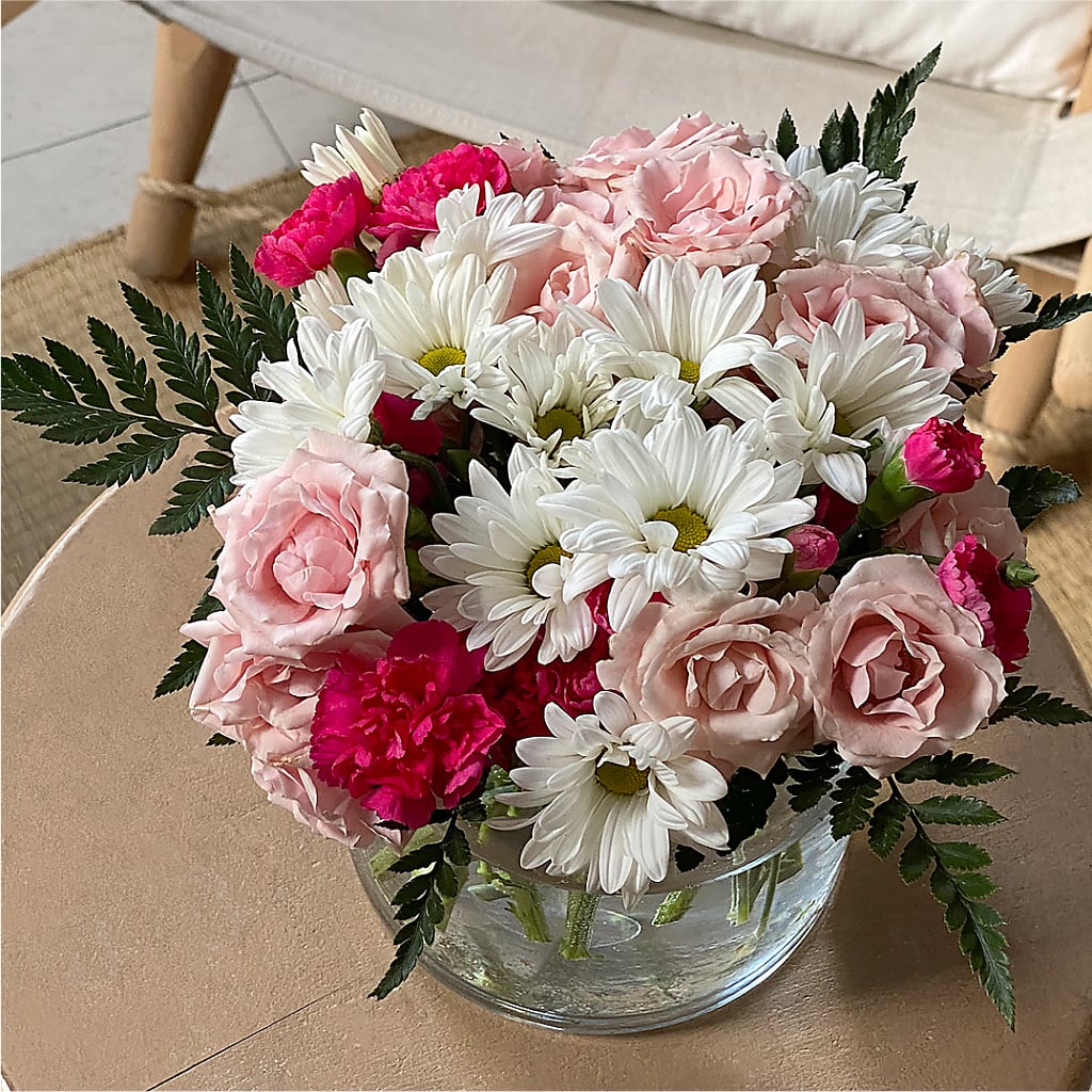 Sweet Surprises® Bouquet – SHINKLES' FLOWER SHOP & GREENHOUSE, Temperance MI