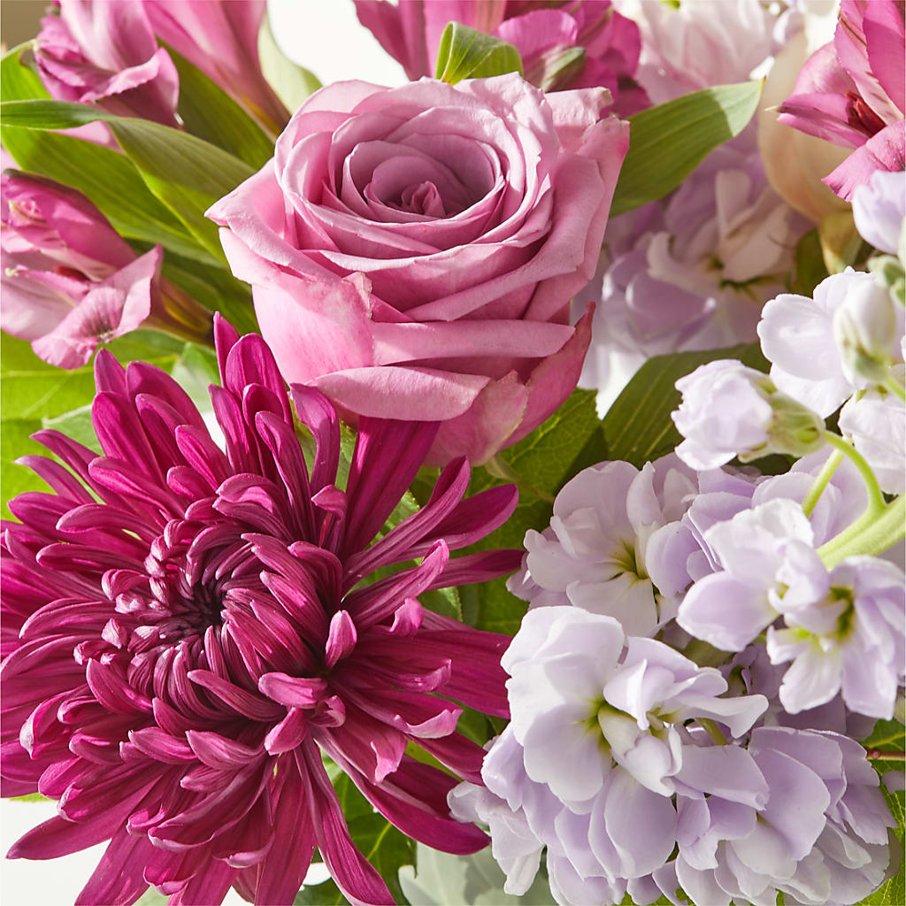 Amethyst Dreams Bouquet – SHINKLES' FLOWER SHOP & GREENHOUSE, Temperance MI