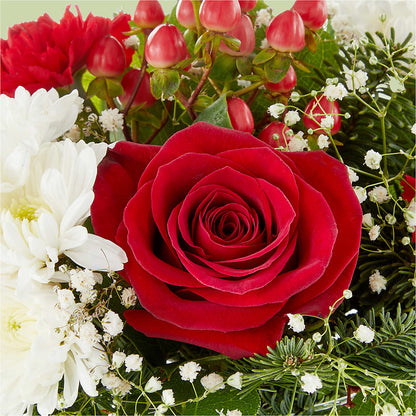 Chance of Flurries Bouquet – SHINKLES' FLOWER SHOP & GREENHOUSE, Temperance MI