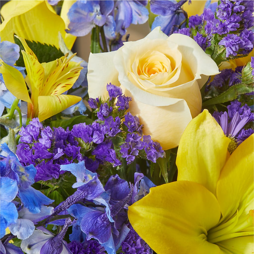 Limoncello Bouquet – SHINKLES' FLOWER SHOP & GREENHOUSE, Temperance MI