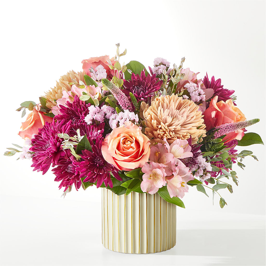 Berry Cobbler Bouquet with Ivory Vase – SHINKLES' FLOWER SHOP & GREENHOUSE, Temperance MI