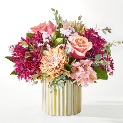 Berry Cobbler Bouquet with Ivory Vase – SHINKLES' FLOWER SHOP & GREENHOUSE, Temperance MI