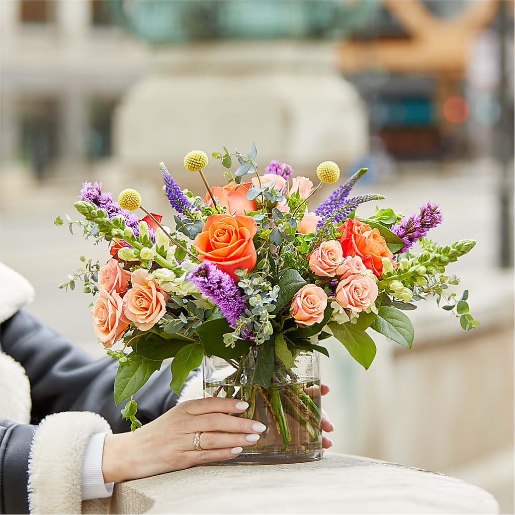 The Standout Bouquet – SHINKLES' FLOWER SHOP & GREENHOUSE, Temperance MI