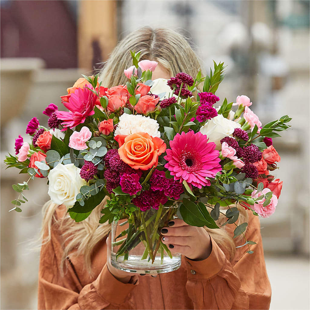 Smell the Roses Bouquet – SHINKLES' FLOWER SHOP & GREENHOUSE, Temperance MI