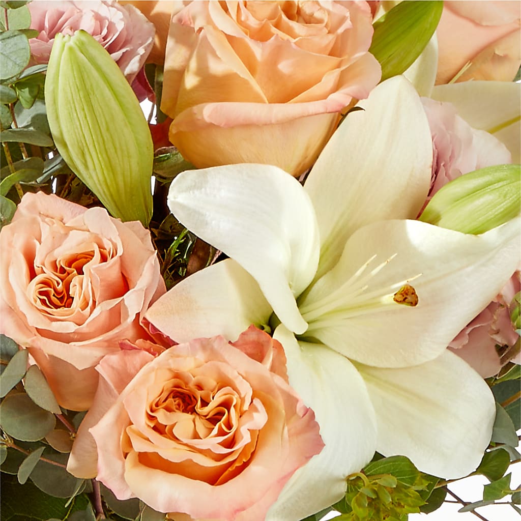 Grapefruit Splash Bouquet – SHINKLES' FLOWER SHOP & GREENHOUSE, Temperance MI