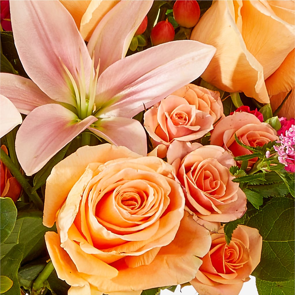 Bisous Bouquet – SHINKLES' FLOWER SHOP & GREENHOUSE, Temperance MI