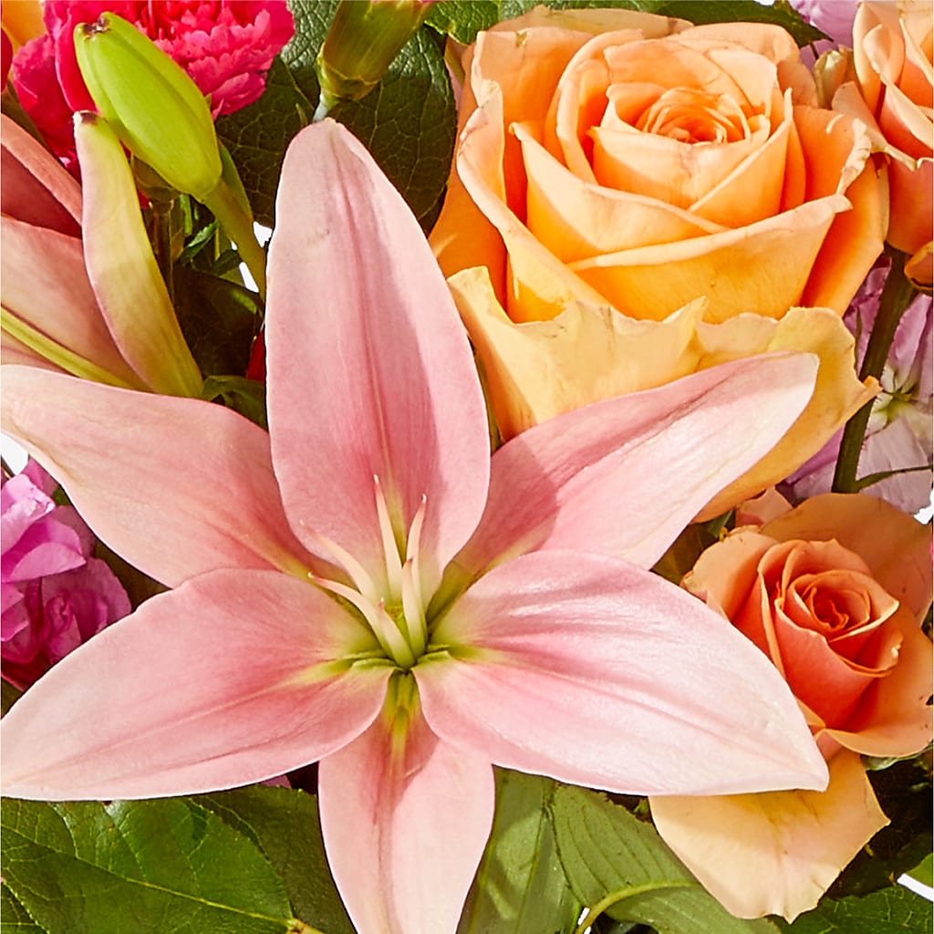 Bisous Bouquet – SHINKLES' FLOWER SHOP & GREENHOUSE, Temperance MI