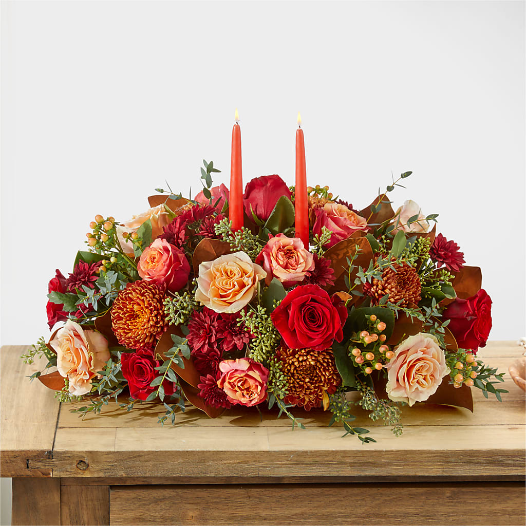 Gather Near Centerpiece – SHINKLES' FLOWER SHOP & GREENHOUSE, Temperance MI
